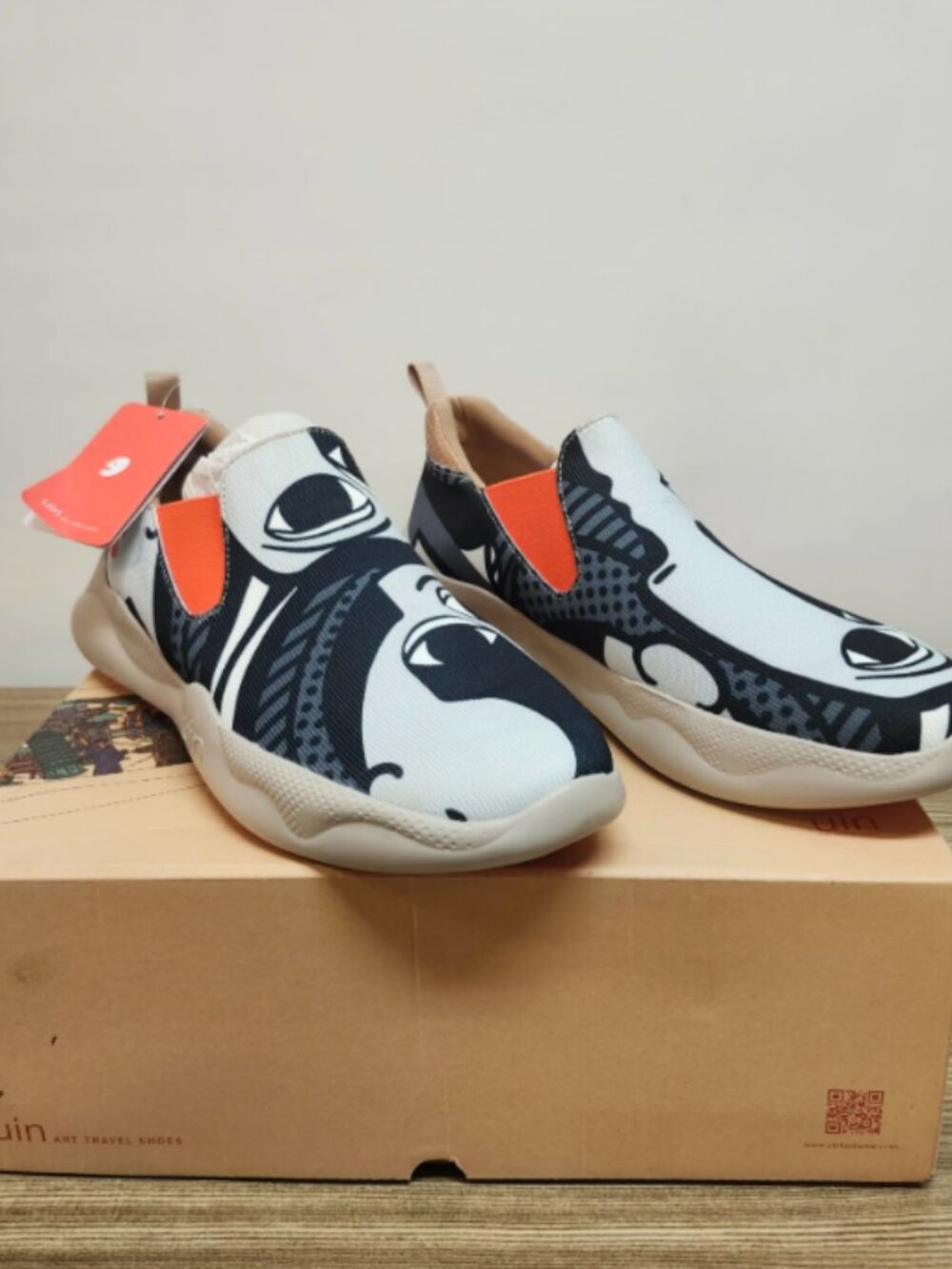 UIN Shoes – Model “Dazzled” | Size 11.5 | BNWT